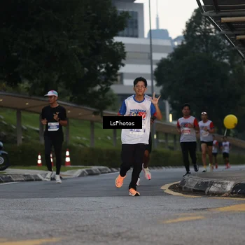 Runner Photo 4600054
