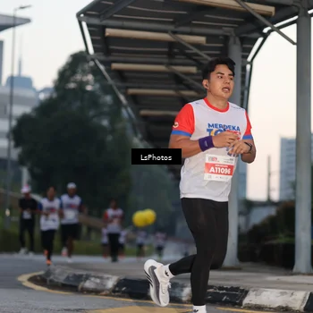 Runner Photo 4600061