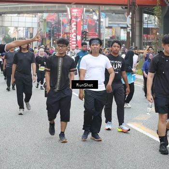 Runner Photo 4600197
