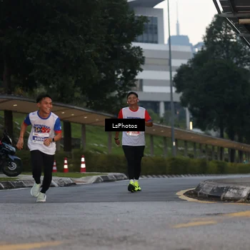 Runner Photo 4600354