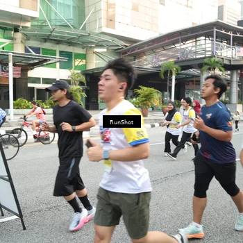 Runner Photo 4600406