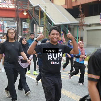 Runner Photo 4600637