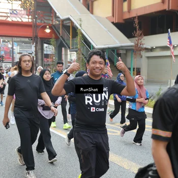 Runner Photo 4600659