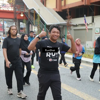 Runner Photo 4600699