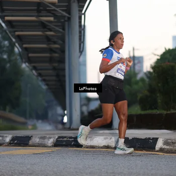 Runner Photo 4600800