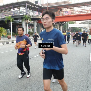 Runner Photo 4601131