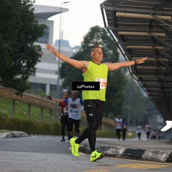 Runner Photo 4601151