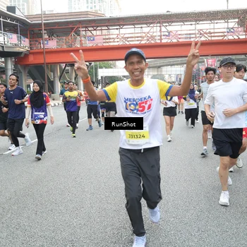 Runner Photo 4601303