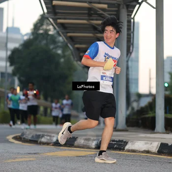 Runner Photo 4601685