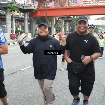Runner Photo 4601692
