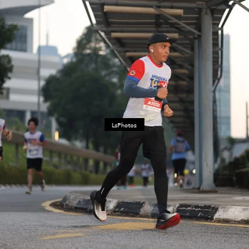 Runner Photo 4601723