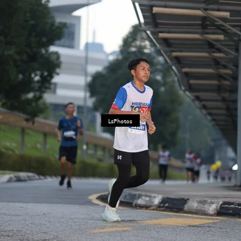 Runner Photo 4601795