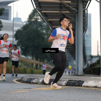 Runner Photo 4601994
