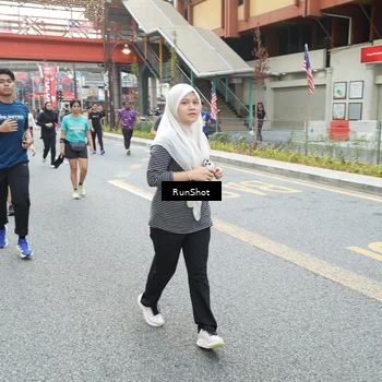 Runner Photo 4602093