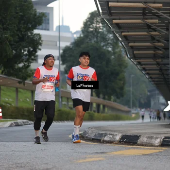 Runner Photo 4602565
