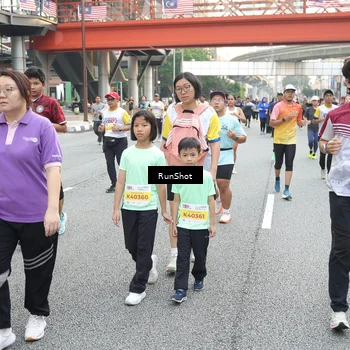 Runner Photo 4602591
