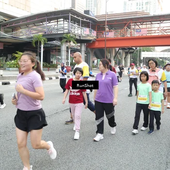 Runner Photo 4602742