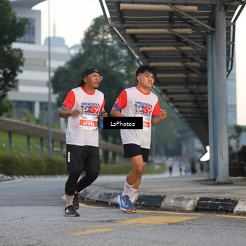 Runner Photo 4602756