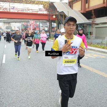 Runner Photo 4602890