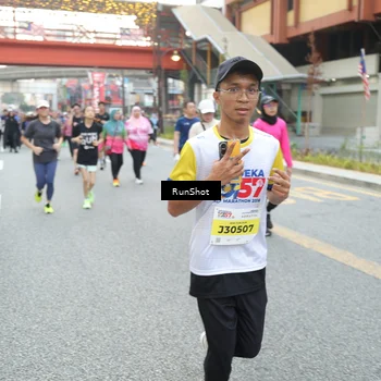 Runner Photo 4602898