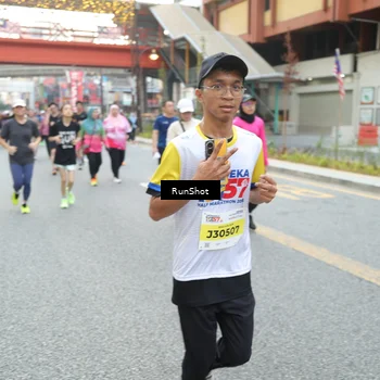 Runner Photo 4602902