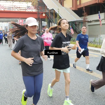 Runner Photo 4603100