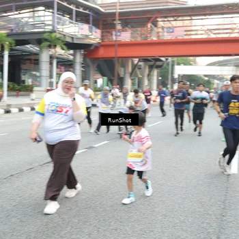 Runner Photo 4603353