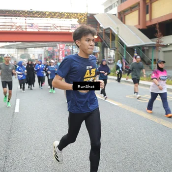 Runner Photo 4603472