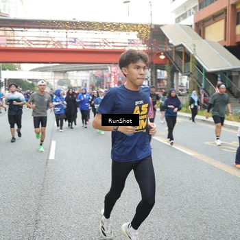 Runner Photo 4603500