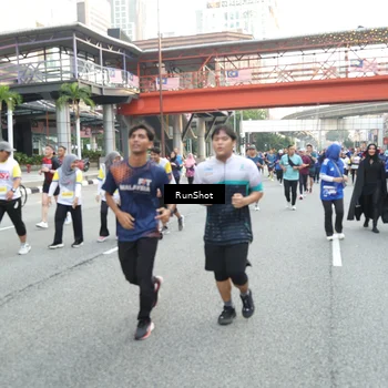 Runner Photo 4603653
