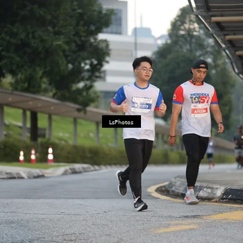Runner Photo 4603675