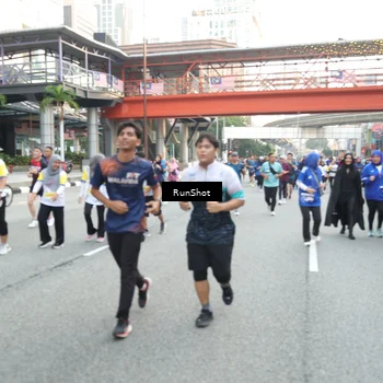 Runner Photo 4603676