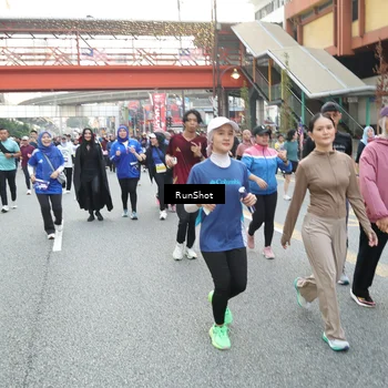 Runner Photo 4603725