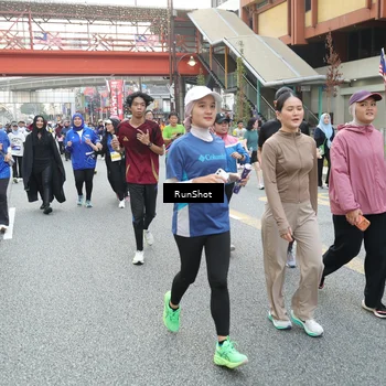 Runner Photo 4603732