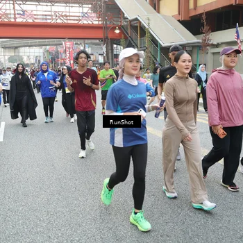Runner Photo 4603750