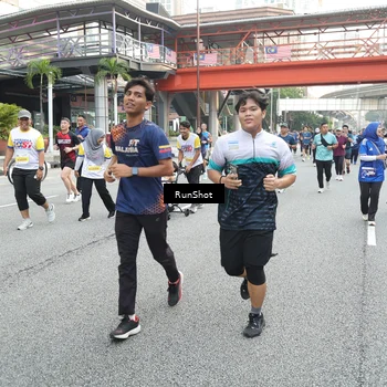 Runner Photo 4603751