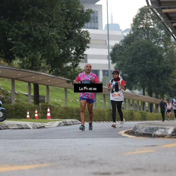 Runner Photo 4603753