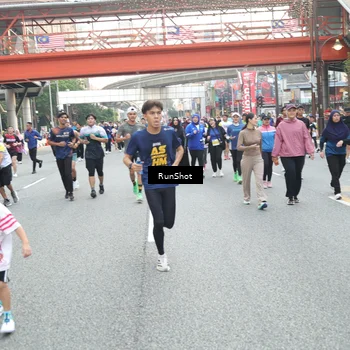 Runner Photo 4603774