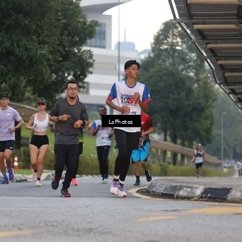 Runner Photo 4603806