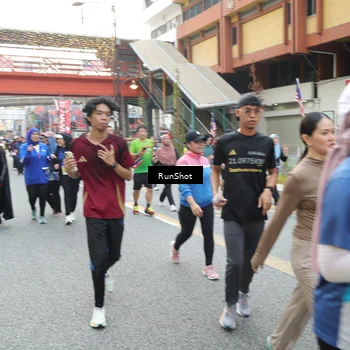 Runner Photo 4603813