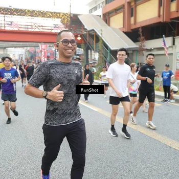 Runner Photo 4603901