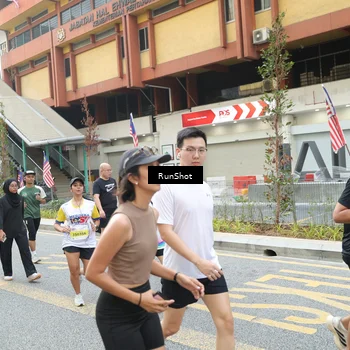 Runner Photo 4603976