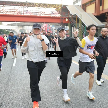 Runner Photo 4604094