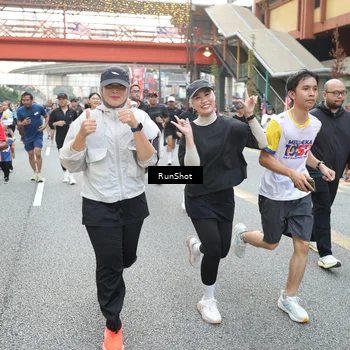 Runner Photo 4604099