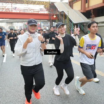 Runner Photo 4604120
