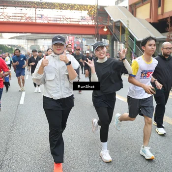 Runner Photo 4604124
