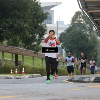 Runner Photo 4604314