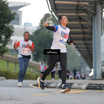 Runner Photo 4604350