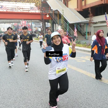 Runner Photo 4604373