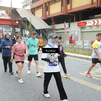 Runner Photo 4604496